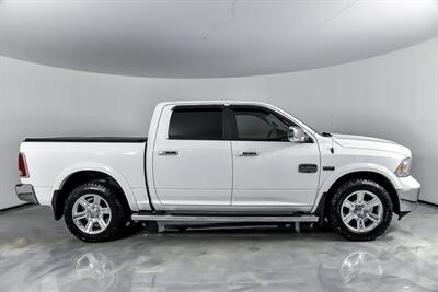 2017 RAM 1500 Laramie Longhorn   - Photo 14 - Joliet, IL 60435