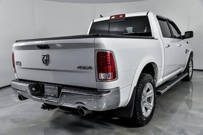 2017 RAM 1500 Laramie Longhorn   - Photo 12 - Joliet, IL 60435