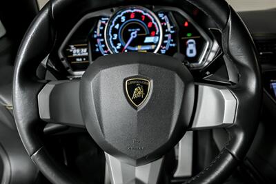 2017 Lamborghini Aventador LP 700-4-FRESH SERVICE!   - Photo 32 - Joliet, IL 60435