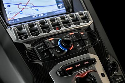 2017 Lamborghini Aventador LP 700-4-FRESH SERVICE!   - Photo 39 - Joliet, IL 60435