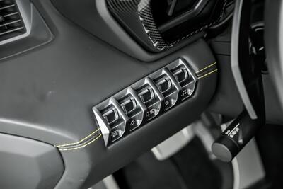 2017 Lamborghini Aventador LP 700-4-FRESH SERVICE!   - Photo 28 - Joliet, IL 60435