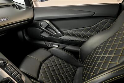 2017 Lamborghini Aventador LP 700-4-FRESH SERVICE!   - Photo 42 - Joliet, IL 60435