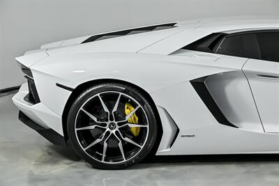 2017 Lamborghini Aventador LP 700-4-FRESH SERVICE!   - Photo 13 - Joliet, IL 60435