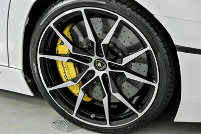 2017 Lamborghini Aventador LP 700-4-FRESH SERVICE!   - Photo 19 - Joliet, IL 60435