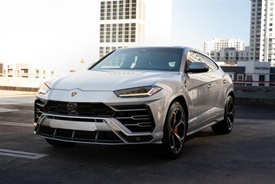 2019 Lamborghini Urus   - Photo 2 - Joliet, IL 60435