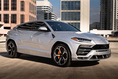 2019 Lamborghini Urus   - Photo 1 - Joliet, IL 60435