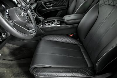 2017 Bentley Bentayga W12   - Photo 21 - Joliet, IL 60435