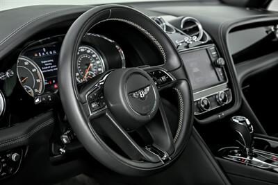 2017 Bentley Bentayga W12   - Photo 25 - Joliet, IL 60435