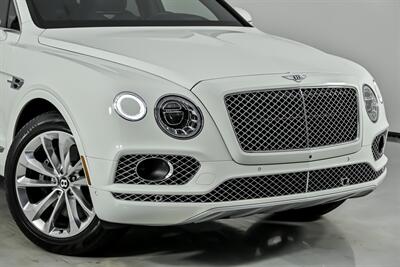 2017 Bentley Bentayga W12   - Photo 3 - Joliet, IL 60435