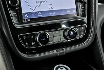 2017 Bentley Bentayga W12   - Photo 37 - Joliet, IL 60435
