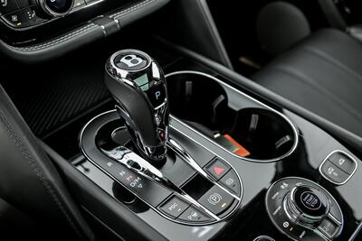 2017 Bentley Bentayga W12   - Photo 38 - Joliet, IL 60435