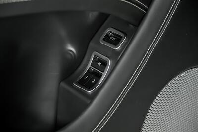 2017 Bentley Bentayga W12   - Photo 19 - Joliet, IL 60435