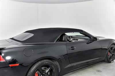 2015 Chevrolet Camaro SS   - Photo 18 - Joliet, IL 60435