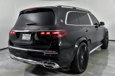 2024 Mercedes-Benz GLS Mercedes-Maybach GLS 600 4MATIC   - Photo 12 - Joliet, IL 60435