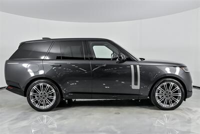 2023 Land Rover Range Rover P530 SE   - Photo 14 - Joliet, IL 60435