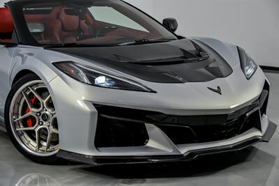 2023 Chevrolet Corvette Z06 3LZ   - Photo 3 - Joliet, IL 60435