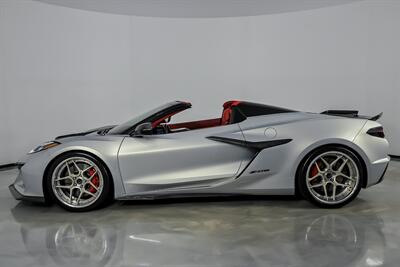 2023 Chevrolet Corvette Z06 3LZ   - Photo 8 - Joliet, IL 60435