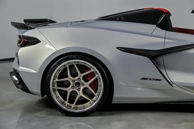 2023 Chevrolet Corvette Z06 3LZ   - Photo 13 - Joliet, IL 60435