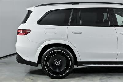 2024 Mercedes-Benz GLS AMG GLS 63   - Photo 13 - Joliet, IL 60435