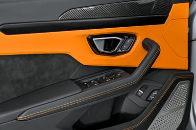 2023 Lamborghini Urus S   - Photo 18 - Joliet, IL 60435