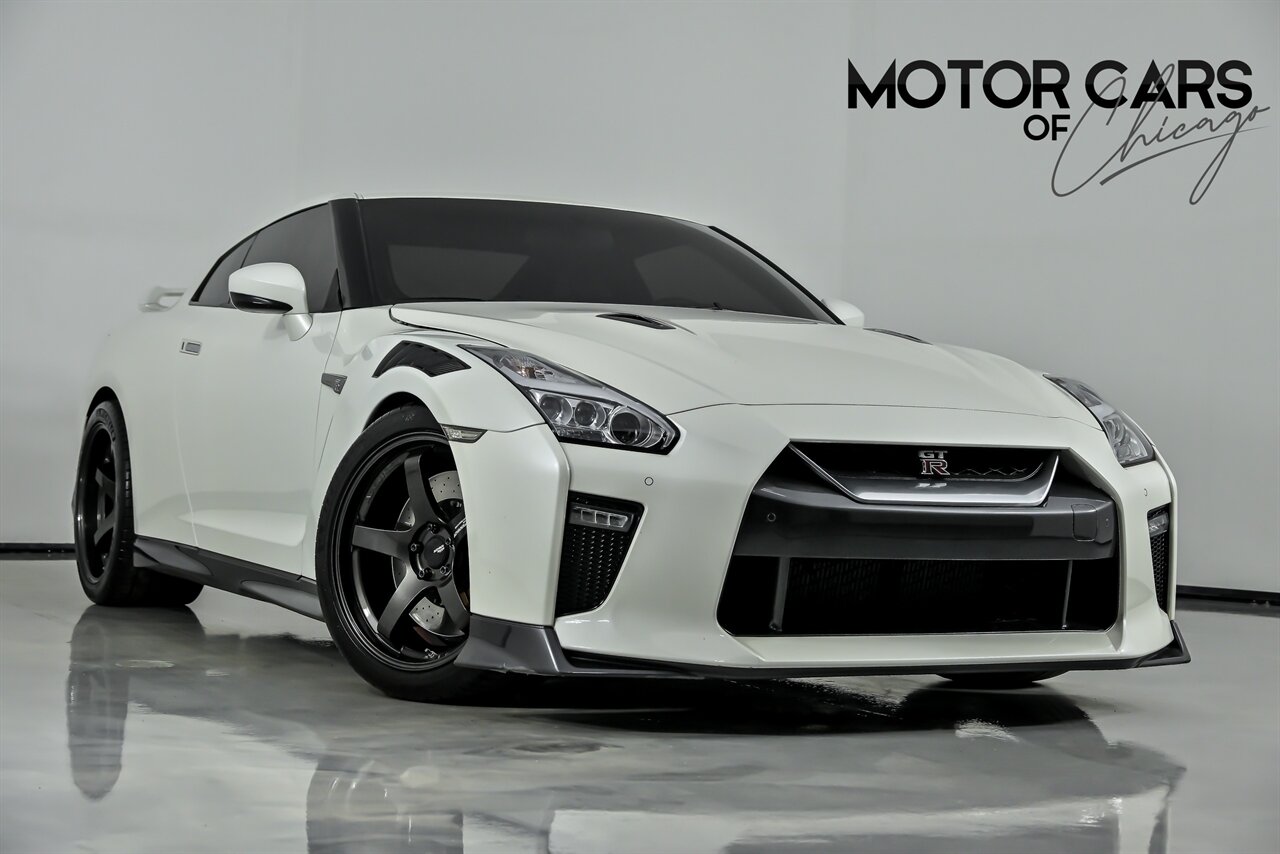 2019 Nissan GT-R Premium-$40K MODS-FULL PPF   - Photo 1 - Joliet, IL 60435