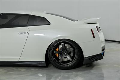 2019 Nissan GT-R Premium-$40K MODS-FULL PPF   - Photo 10 - Joliet, IL 60435