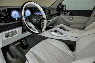 2024 Mercedes-Benz GLS Mercedes-Maybach GLS 600   - Photo 22 - Joliet, IL 60435
