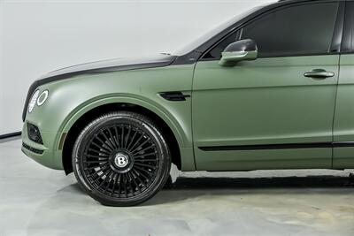 2018 Bentley Bentayga W12 Signature Edition   - Photo 6 - Joliet, IL 60435