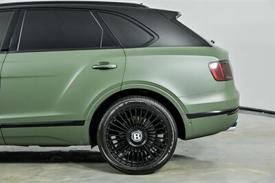 2018 Bentley Bentayga W12 Signature Edition   - Photo 8 - Joliet, IL 60435