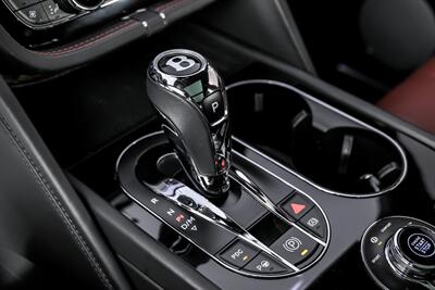 2018 Bentley Bentayga W12 Signature Edition   - Photo 36 - Joliet, IL 60435