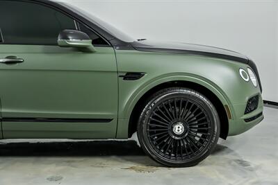 2018 Bentley Bentayga W12 Signature Edition   - Photo 14 - Joliet, IL 60435