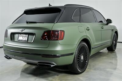2018 Bentley Bentayga W12 Signature Edition   - Photo 11 - Joliet, IL 60435