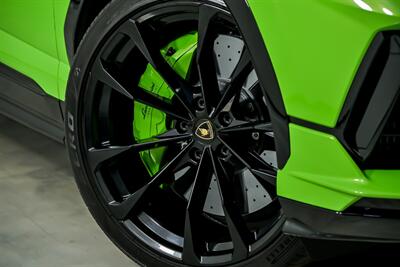 2023 Lamborghini Urus S   - Photo 4 - Joliet, IL 60435