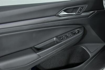 2022 Volkswagen Golf R 4Motion   - Photo 17 - Joliet, IL 60435