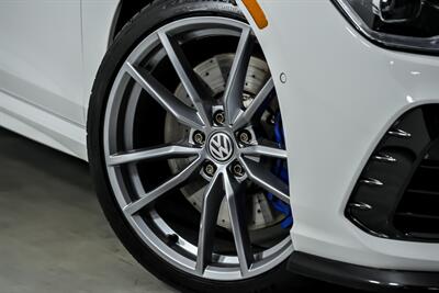 2022 Volkswagen Golf R 4Motion   - Photo 4 - Joliet, IL 60435