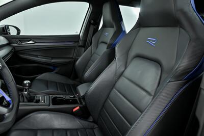 2022 Volkswagen Golf R 4Motion   - Photo 20 - Joliet, IL 60435