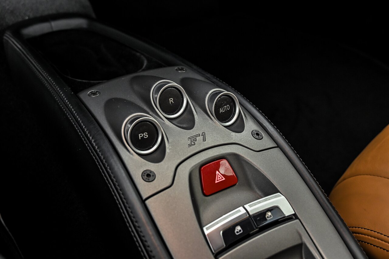 2013 Ferrari 458 Spider Base - Photo 32