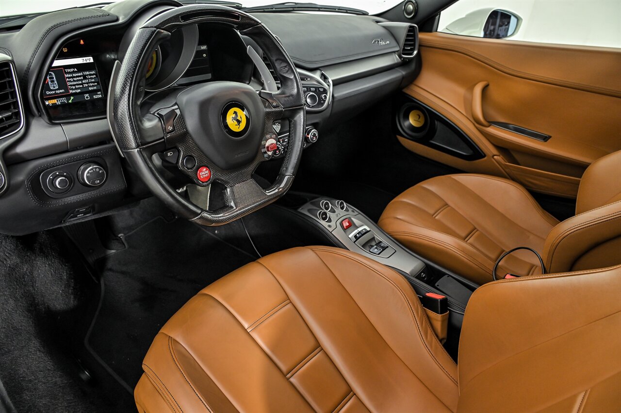 2013 Ferrari 458 Spider Base - Photo 17