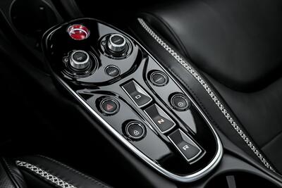 2021 McLaren GT   - Photo 38 - Joliet, IL 60435