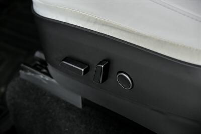 2023 Tesla Model Y Performance   - Photo 25 - Joliet, IL 60435