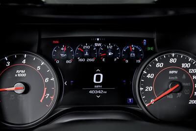 2022 Chevrolet Camaro LT1   - Photo 24 - Joliet, IL 60435