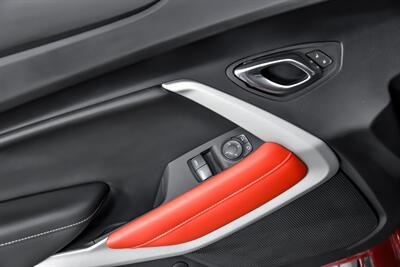 2022 Chevrolet Camaro LT1   - Photo 18 - Joliet, IL 60435