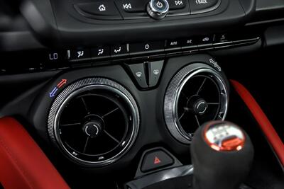 2022 Chevrolet Camaro LT1   - Photo 32 - Joliet, IL 60435