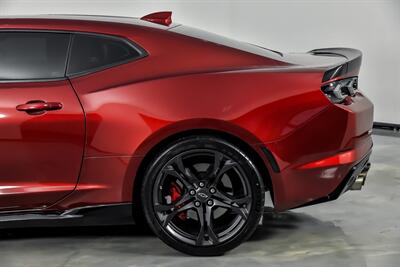 2022 Chevrolet Camaro LT1   - Photo 9 - Joliet, IL 60435
