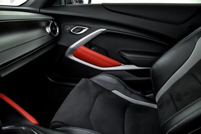 2022 Chevrolet Camaro LT1   - Photo 35 - Joliet, IL 60435