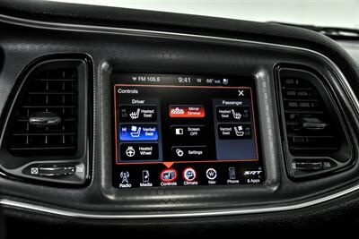 2015 Dodge Challenger SRT 392   - Photo 32 - Joliet, IL 60435