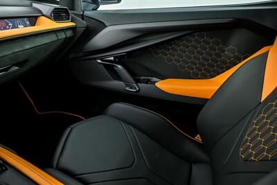 2024 Lamborghini Revuelto   - Photo 43 - Joliet, IL 60435
