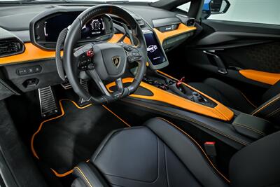 2024 Lamborghini Revuelto   - Photo 23 - Joliet, IL 60435