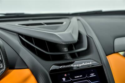 2024 Lamborghini Revuelto   - Photo 34 - Joliet, IL 60435