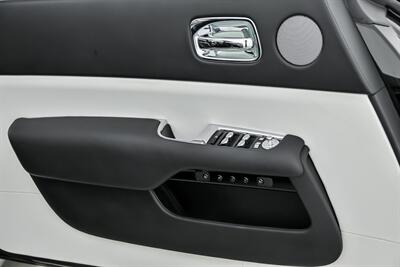 2016 Rolls-Royce Wraith -SHOOTING STAR HEADLINER! - Photo 18 - Joliet, IL 60435